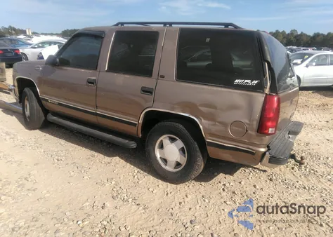1996 Chevrolet Tahoe K1500 from USA, damaged, VIN 1GNEK13R8TJ396393
